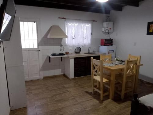 Η κουζίνα ή μικρή κουζίνα στο Apartamento los angeles