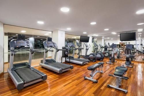 Pusat kecergasan dan/atau kemudahan kecergasan di Sheraton Salta Hotel