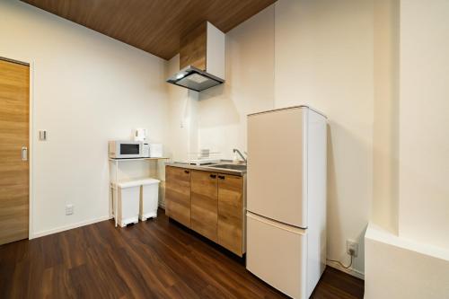 98, Higashi-tateishi A 1st floor of the apartment, 東立石A 1F