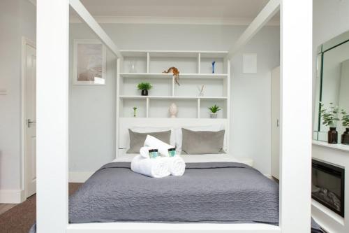 Classy Studio Apartment In Brighton photo 19