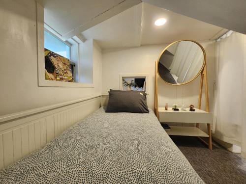 Olive hostel W_2
