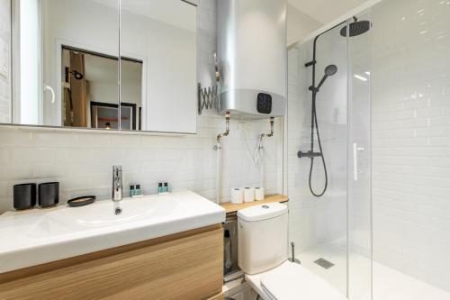 Cozy 1-bedroom apartment with all amenities near iconic Montmartre neighbourhood