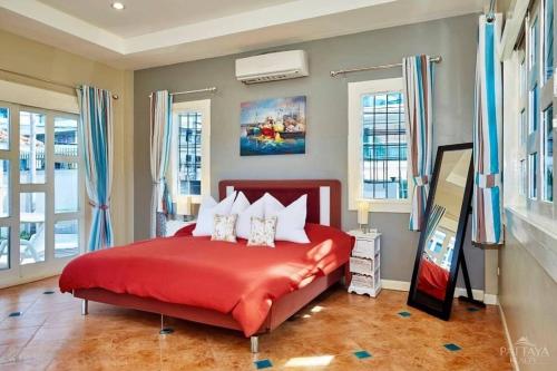Ένα ή περισσότερα κρεβάτια σε δωμάτιο στο Pool Villa 5bedroom Cosy Beach Pattaya Big area close to the beach