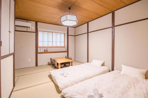 Fox inn 2F 3 mins from Hanazonocho