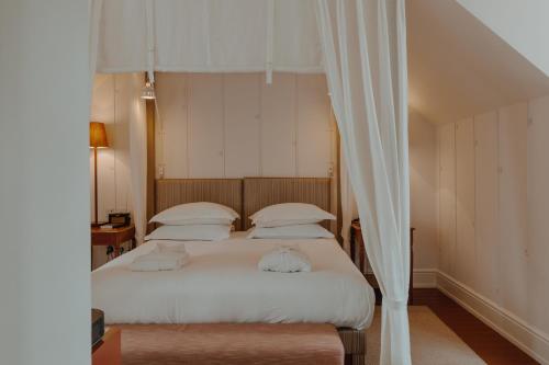Postel nebo postele na pokoji v ubytování No 1 by GuestHouse, York