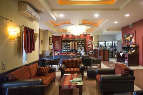 Χώρος καθιστικού στο Hotel Nessos