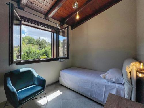 Two-Bedroom Deluxe Apartment with Balcony