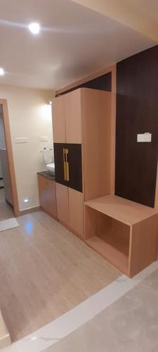 an empty room with a cupboard in a room at Hotel Banaras Haveli in Varanasi
