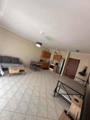 IV studio patras