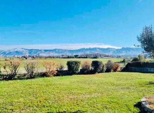 Photo de la galerie de l'établissement Dépendance avec accès piscine, à Chatuzange-le-Goubet