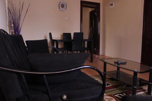 Zona de estar de Millie Apartments Ntinda Kampala