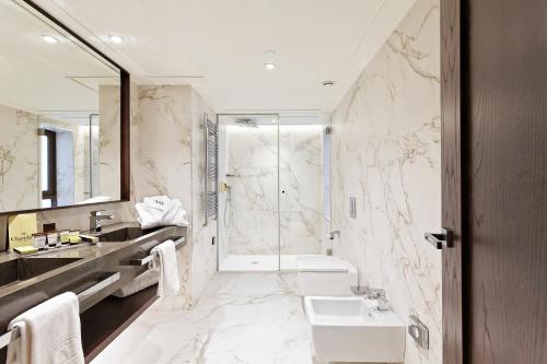 Claridge Madrid photo 29
