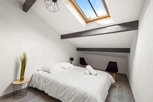 Photo de la galerie de l'établissement Appart cosy proche de la gare, à Villefranche-sur-Saône