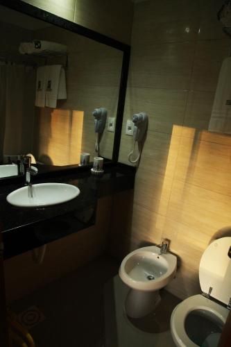 Salle de bains dans l'établissement Paradise Complejo Turístico