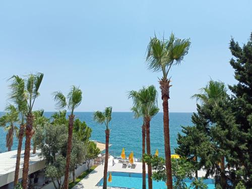 a view of the ocean from the resort at Casalita Hotel in Kizkalesi