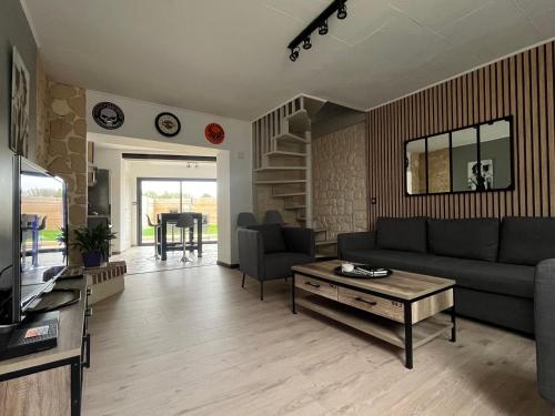 Gîte le Davidson, maison avec jardin