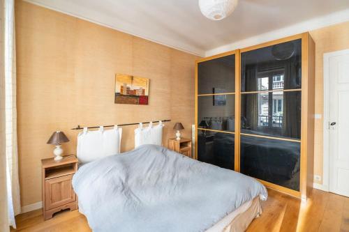 Creative Artist's Retreat in Paris