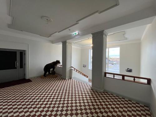 Μια τηλεόραση ή/και κέντρο ψυχαγωγίας στο Kagu Apartment