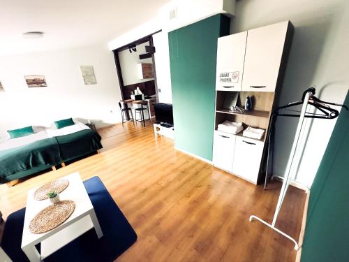 Cucina o angolo cottura di Główna Apartamenty Nad Nogatem