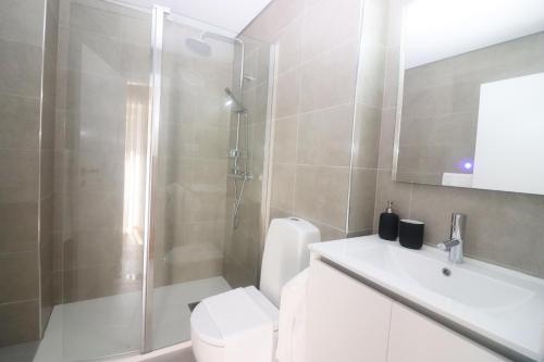 Ένα μπάνιο στο Quinta das Varcandas Gerês - Apartamento 1 by Gerês Casas