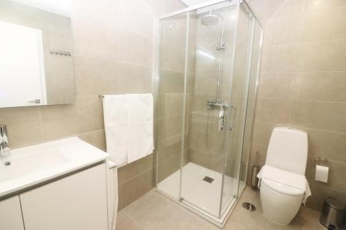 Ένα μπάνιο στο Quinta das Varcandas Gerês - Apartamento 2 by Gerês Casas