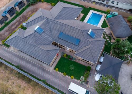 Tafften Homesの敷地内または近くにあるプール