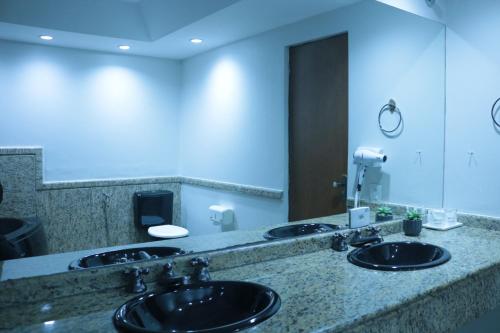 Φωτογραφία από το άλμπουμ του Hotel Golden Park Curitiba By Nacional Inn στην Κουριτίμπα
