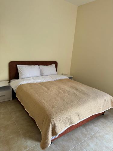 Ένα ή περισσότερα κρεβάτια σε δωμάτιο στο Villa Sofiya