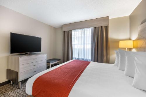 Ένα ή περισσότερα κρεβάτια σε δωμάτιο στο Best Western Plus Lake City