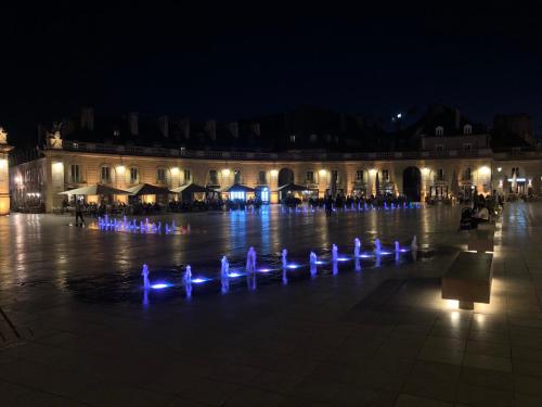 Appart Cosy 6 Personnes - Centre Ville Historique Dijon - Parking Gratuit