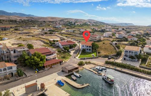 Gorgeous Apartment In Kustici With Wifi