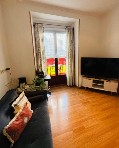 Habitación privada con balcones, centro Madrid, Malasaña