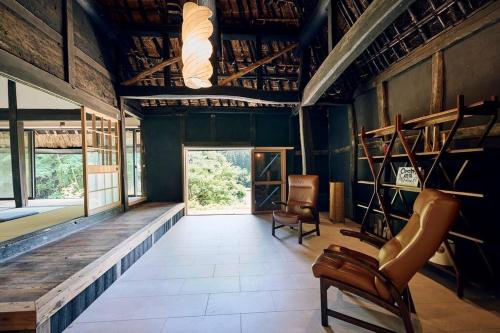 OMOYA総領 時を紡ぐ茅葺きの宿 - Thatched inn that spins time - Supported by COCOSTAYにあるシーティングエリア