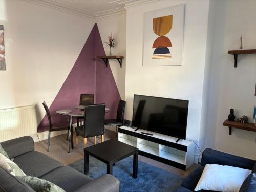 Gallery image of Whitby Elegance Free Parking, Close to Metro and Bus Station in Tynemouth