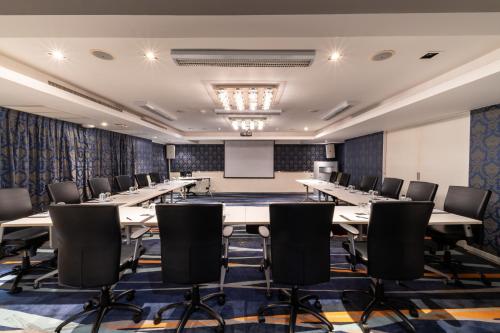 Zona business o sala conferenze di Night Hotel Bangkok - Sukhumvit 15