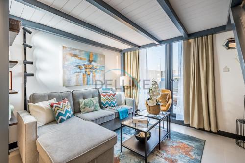 Modern Loft-Style Studio at Aria Residence, Jumeirah Village Circle by Deluxe Holiday Homes