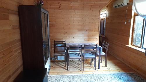 Gallery image of Wooden room in garden house in Naxçıvan