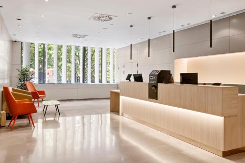 Ruang duduk di B&B HOTEL Zaragoza Los Enlaces Estación