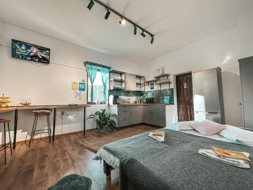 Kuchyň nebo kuchyňský kout v ubytování Valea Doftanei Glamping