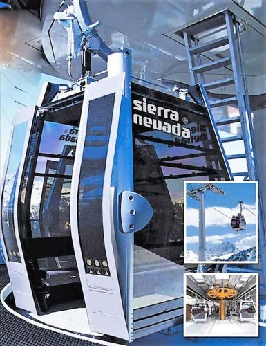 a video game machine on display in a room at TODOSIERRANEVADA ZONA BAJA - APARTAMENTOS DE 4 DORMITORIOS - Junto a los Telecabinas in Sierra Nevada