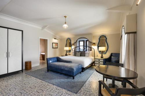 Postel nebo postele na pokoji v ubytování Orient by Isrotel Exclusive