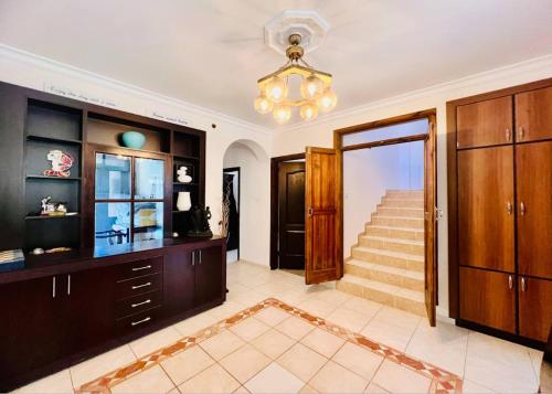 Φωτογραφία από το άλμπουμ του Villa Sunset by HolidayKeys σε Ayyorgi