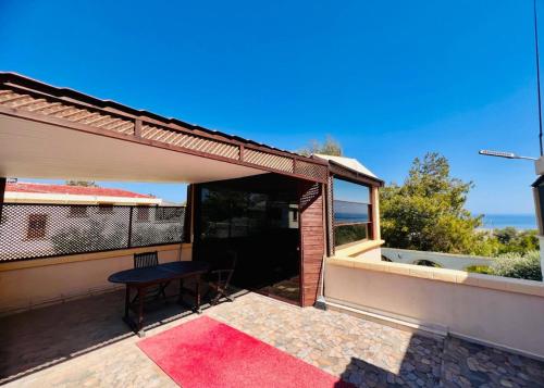 Μπαλκόνι ή βεράντα στο Villa Sunset by HolidayKeys