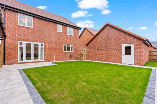 Gallery image of Contractors Relocations Parking WIFI Smart TV in Churchdown