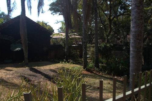 Jardín al aire libre en Self Catering Home from Home in gated complex