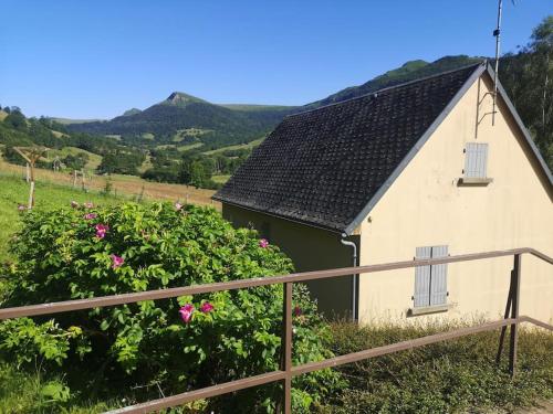 Gîtes entre Salers et le puy Mary dans le cantal