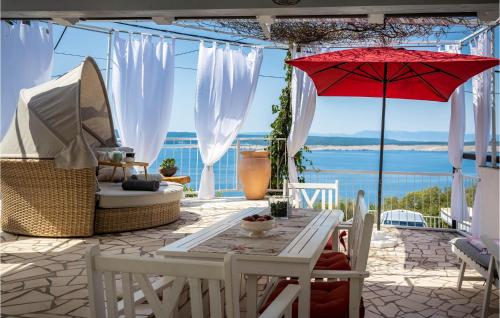 Lovely Home In Crikvenica With Wifi