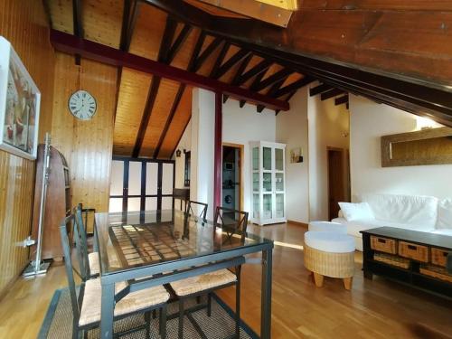 Posezení v ubytování Misalas, Ski y montaña petfriendly - Arafita Apartamentos