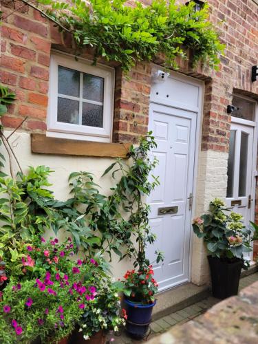 Ingleside Mews photo 7