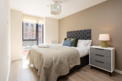 Richmond Row Apartments - Free On-Site Parking, WiFi & EV photo 129